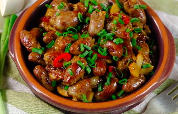 Куриные сердечки с грибами. \ Фото: fresh.ru. Куриные сердечки с грибами. \ Фото: fresh.ru.