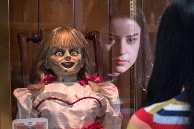 Кинематографическая версия Аннабель вдохновлена иррациональным страхом перед старинными куклами.
