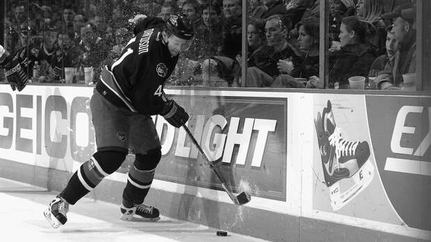 Бывший форвард «Коламбус Блю Джекетс» Дэвидсон скончался в возрасте 48 лет