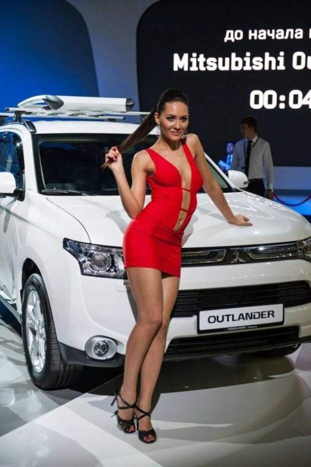 Девушки с автовыставок