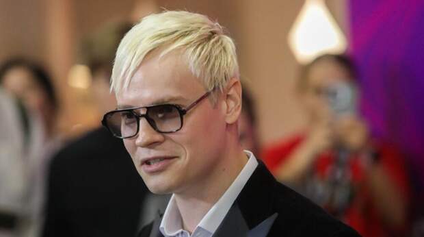 SHAMAN рассказал, почему не стыдится облизывания льда на Байкале