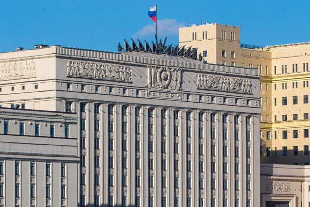 Минобороны: ВС России в ответ на терроризм Киева нанесли удар по ВПК Украины