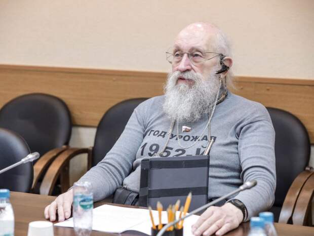 Вассерман объяснил, почему Хаменеи убит, а Зеленский до сих пор жив