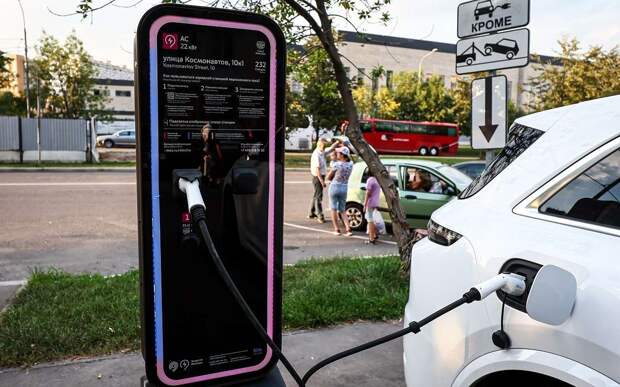 Ищете, где подзарядить электрокар в Москве? Адреса мы вам подскажем