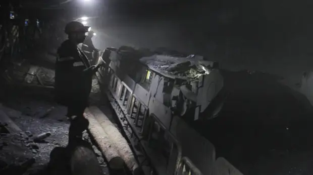 Власти Кузбасса ввели клятву горняка