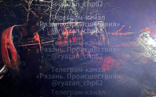 Автобус с пассажирами перевернулся в Спасском районе