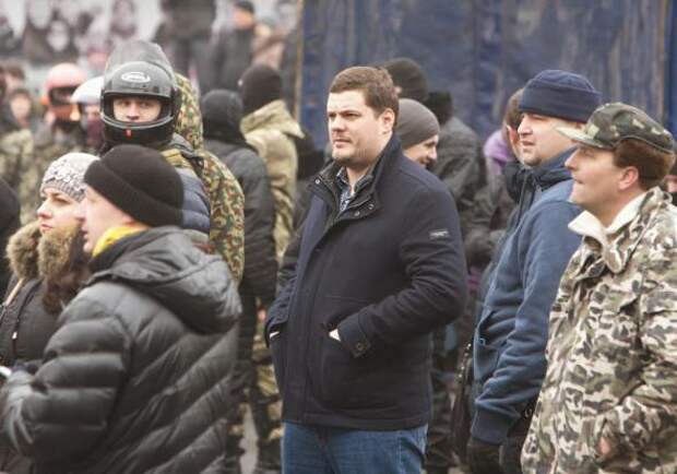 Киевляне за чистый город и против фашистов