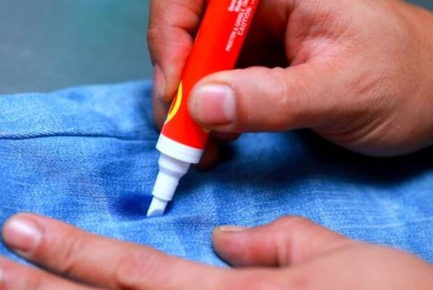 Тканевые маркеры помогают восстановить естественный цвет одежды. /Фото: utugim.ru