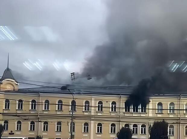 В здании военного госпиталя в Туле вспыхнул пожар