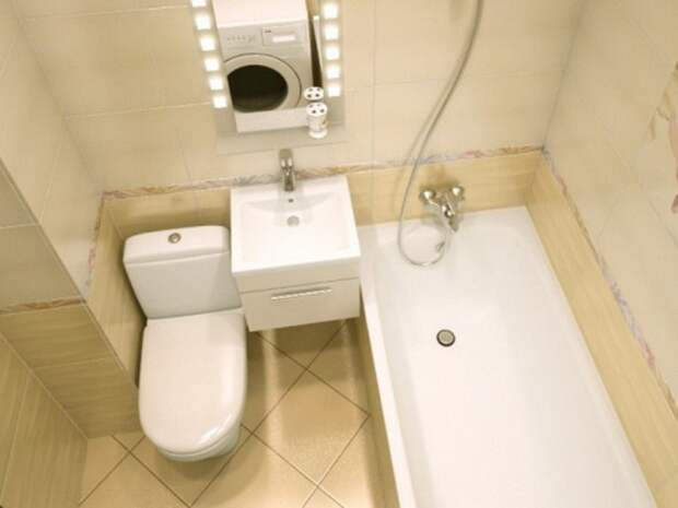 Для экономии пространства ванную и туалет лучше объединить. / Фото: stroylenproekt.ru