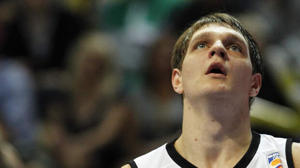 Рейс Москва — Псков отменили из-за роста баскетболиста Мозгова