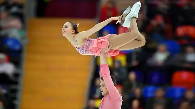 Лидерство во всём: российские фигуристы выиграли короткие программы в четырёх дисциплинах на этапе Гран-при в Москве