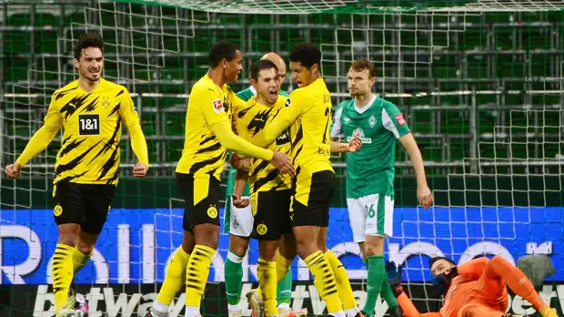 «Боруссия» обыграла «Вердер» в первом матче после отставки Фавра