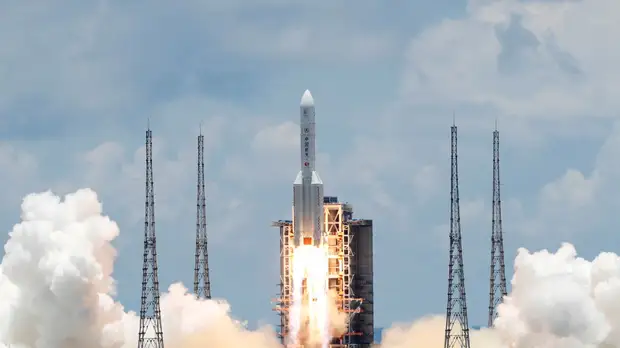 Китай успешно вывел на орбиту группу спутников