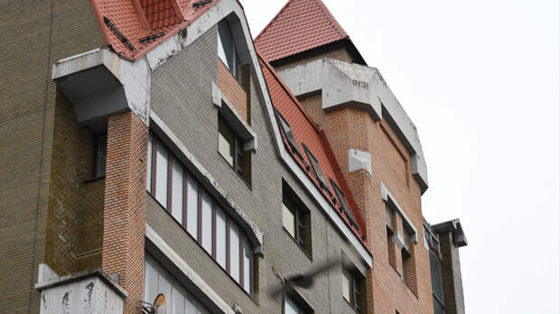 Ключи без прав: почему путь назад в квартиру для Ларисы Долиной закрыт