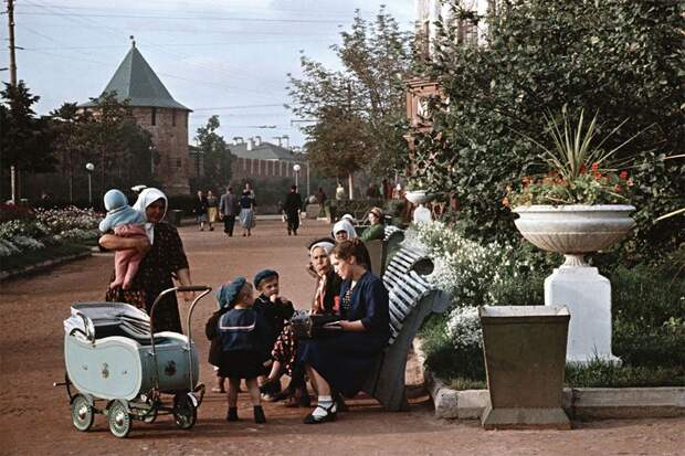 прогулка, дети, женщины