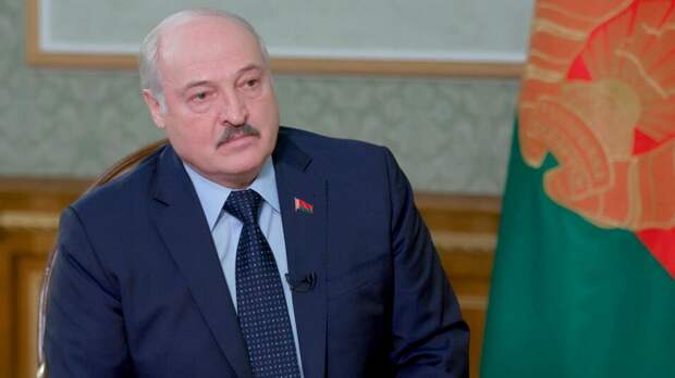 Лукашенко поздравил всех с Днем единения народов России и Белоруссии