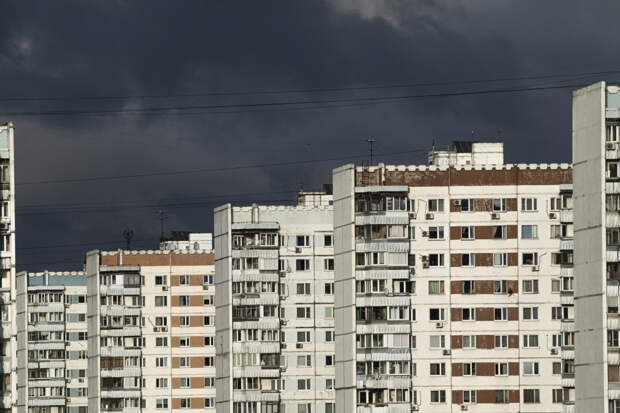 Четырёхлетний ребёнок в Екатеринбурге выпал с 8-го этажа и остался жив