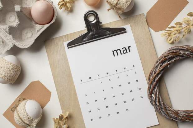 Готовьтесь к четырехдневной неделе: календарь россиян на конец февраля