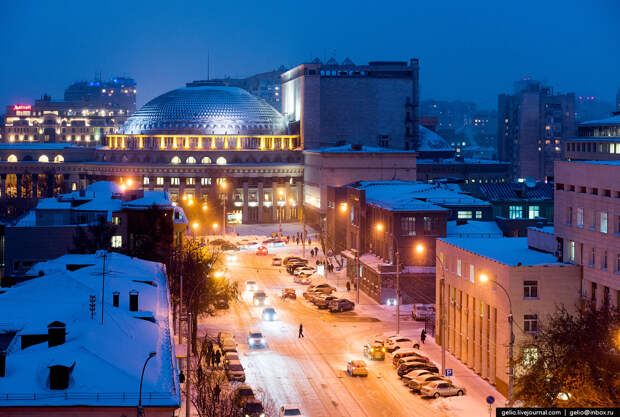 Улица Серебренниковская.
