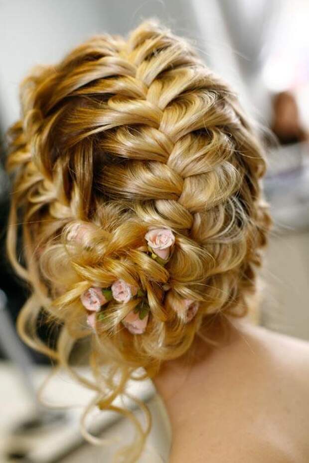 How to Do Perfect Bridal Hair and Makeup 