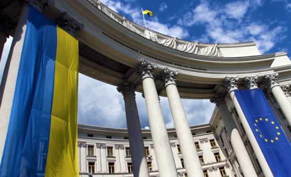 Минские соглашения держатся на «аппарате ИВЛ», — МИД Украины | Русская весна
