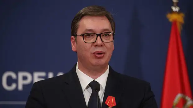 Вучич обвинил Украину в "минировании" летящих в Россию самолетов