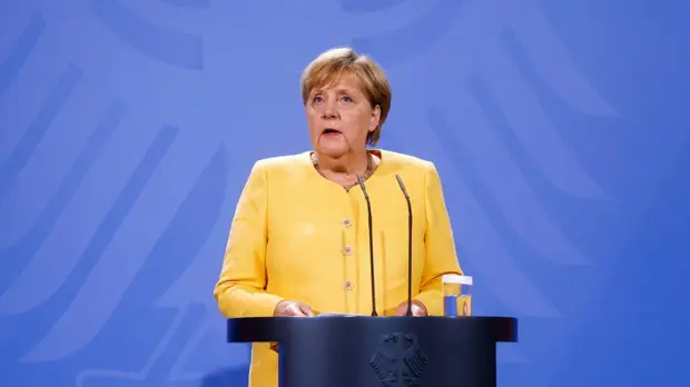 Меркель прибыла с визитом в Москву