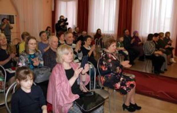 В Невьянске прошел поэтический вечер «Поэзия тоже умеет воевать»