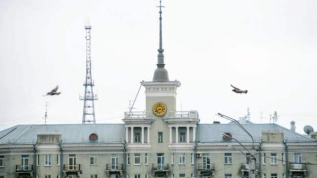 "За портвейном придумали". Писатель рассказал, как родилась фраза "Барнаул - столица мира"