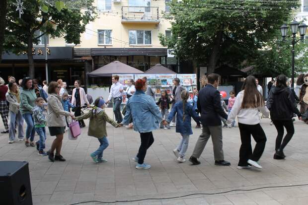 4 июня на «Читающей Почтовой» в Рязани открыли проект «Летнее чтение»