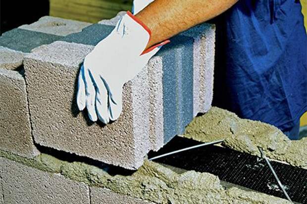 Особенности строительства и утепления частного дома из керамзитобетонных блоков