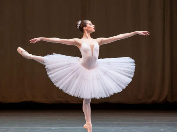 Сотни работников творческих профессий получили страховую пенсию досрочно