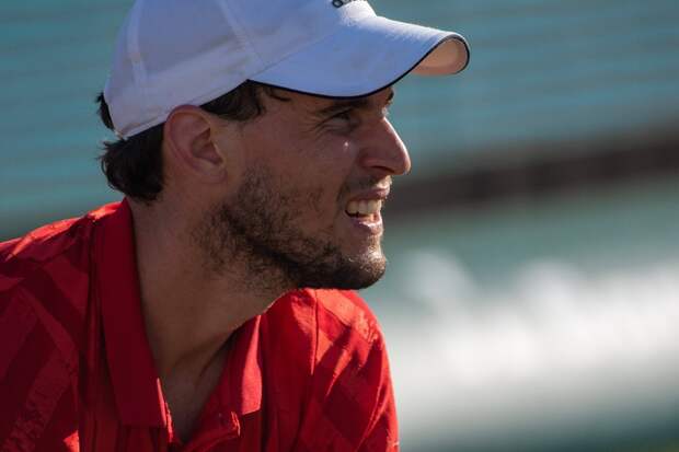 Тим вышел в четвертьфинал турнира в Кицбюэле