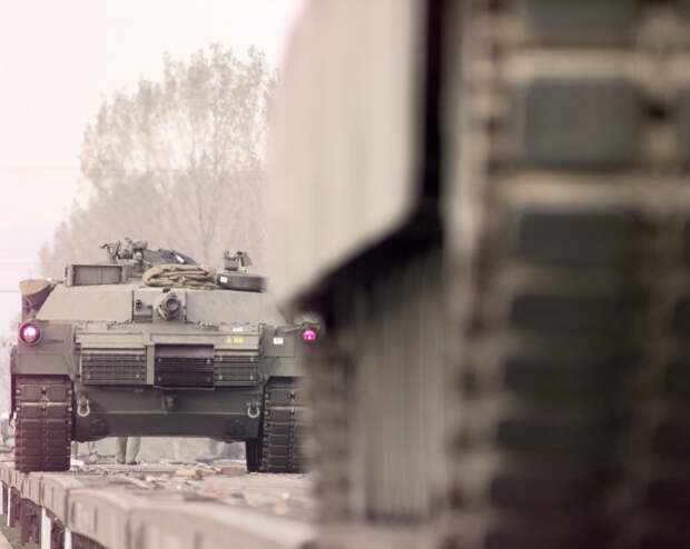 Военные ВС РФ уничтожили в ДНР танки НАТО Abrams и Leopard