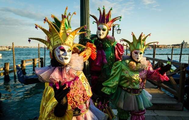 Карнавал в Венеции: ежегодный праздник масок, лодок и кутежа Венеция. Карнавал.Маски, венеция, карнавал, карнавал в Венеции, карнавальные маски, маскарад, праздники и фестивали, регата