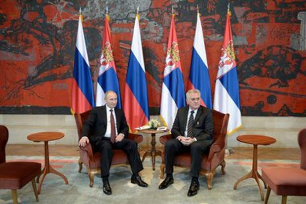 С Президентом Сербии Томиславом Николичем.