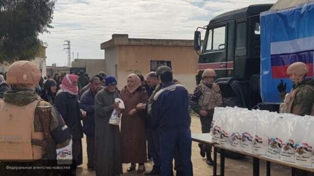 Около 15 тонн продовольствия получили мирные сирийцы Дамаска, Латакии и Дейр-эз-Зор Около 15 тонн продовольствия получили мирные сирийцы Дамаска, Латакии и Дейр-эз-Зор