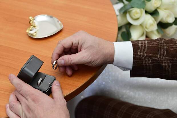 Названо самое счастливое в любви поколение