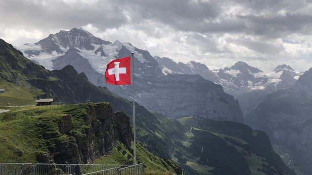 Швейцария предлагает снять санкции из-за ситуации в Иране