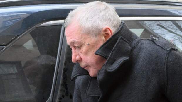 Mash: Ефремов перед премьерой передвигается с охраной