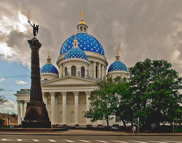 Полковые храмы Санкт-Петербурга