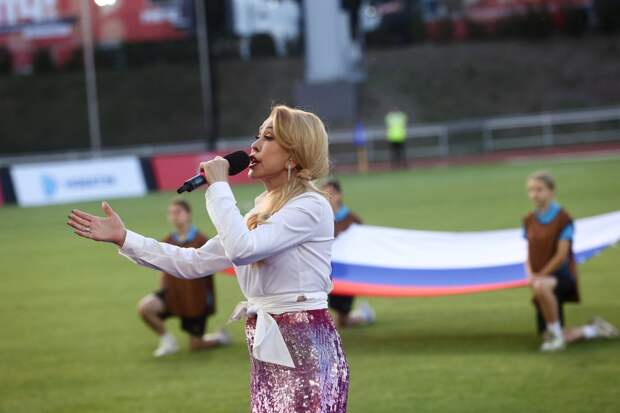 Певица Успенская рассказала о травле в свой адрес