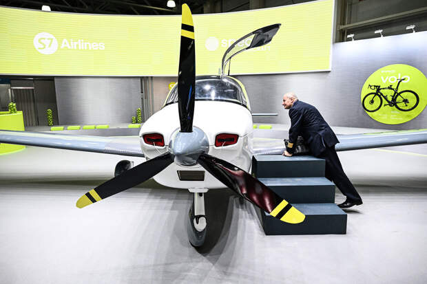 S7: первые летные испытания обновленного самолета "Танго" прошли успешно