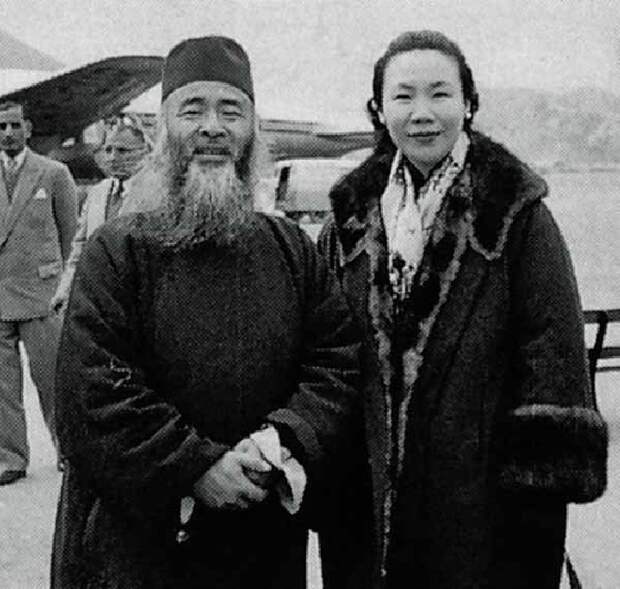 Чжан Дацянь с супругой. | Фото: dveimperii.ru