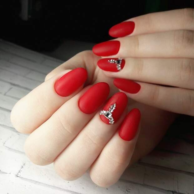 https://images1.cosmopolitan.ru/upload/img_cache/5b4/5b4d440c3ac83cf9d6c541c0b5821797_fitted_740x700.jpg