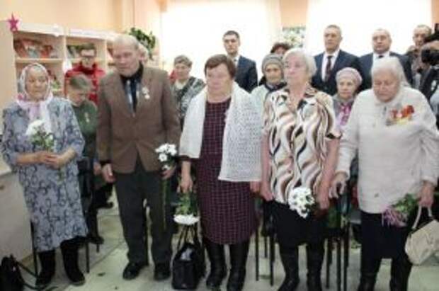 В Невьянском ГО начали вручать юбилейные медали