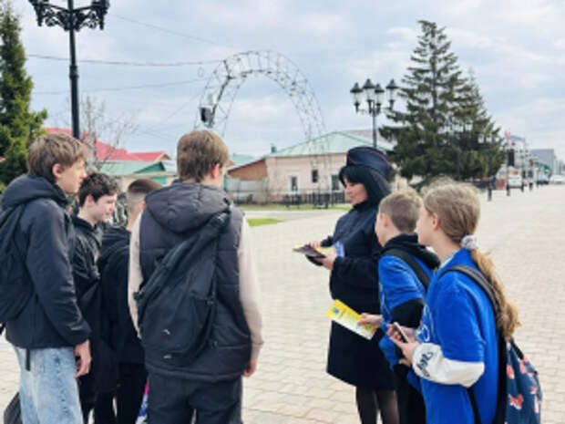 Госавтоинспекторы Самарской области провели познавательные встречи с участниками дорожного движения