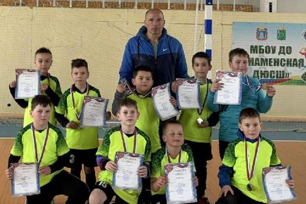 Футболисты из Котовска завоевали золото и серебро на турнирах в Знаменке