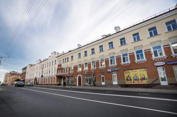 В Смоленске на 100 тысяч рублей оштрафовали магазин «Кари»